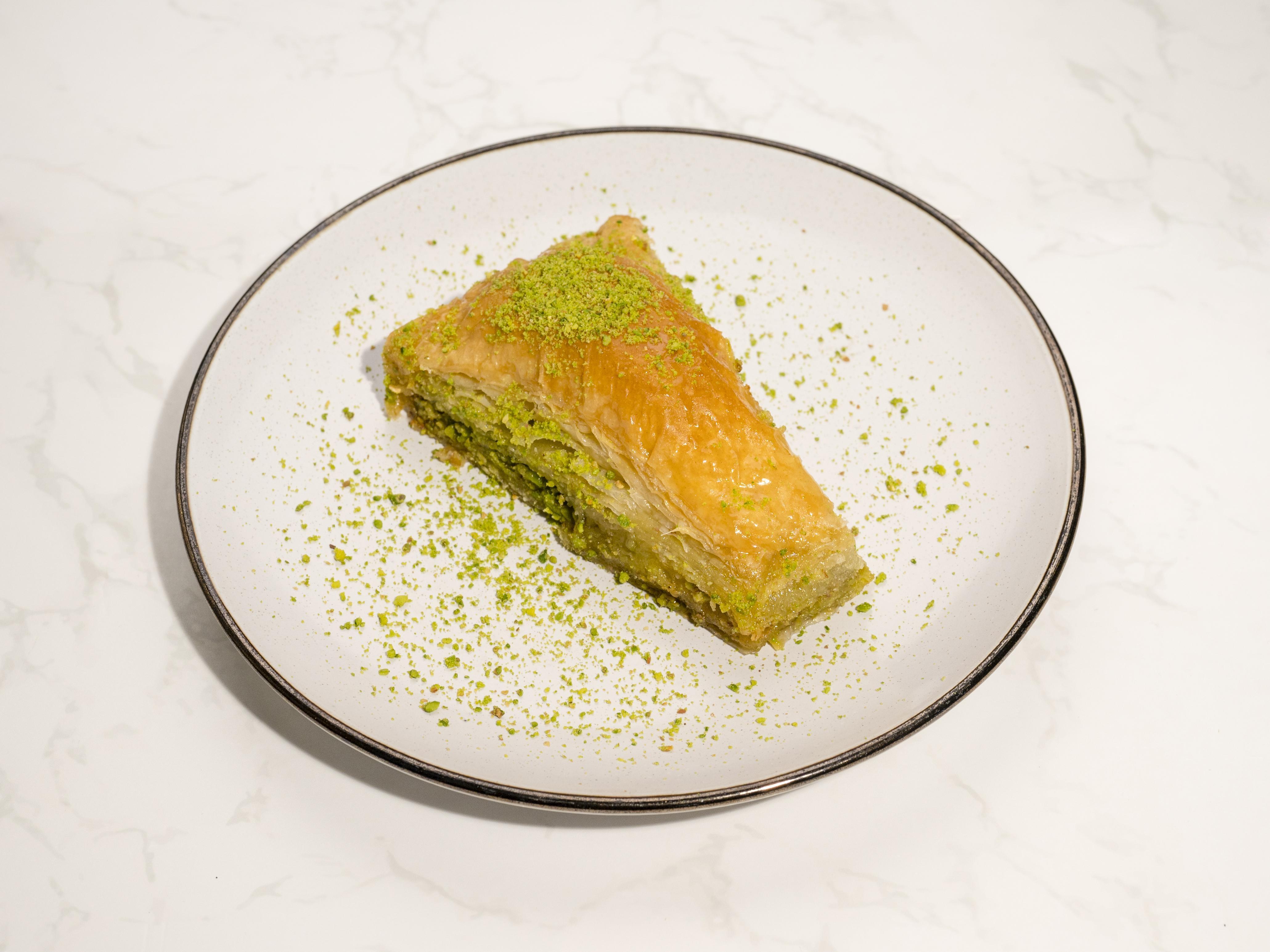 Havuc Dilimi groß Stck (Zum Hier Essen)